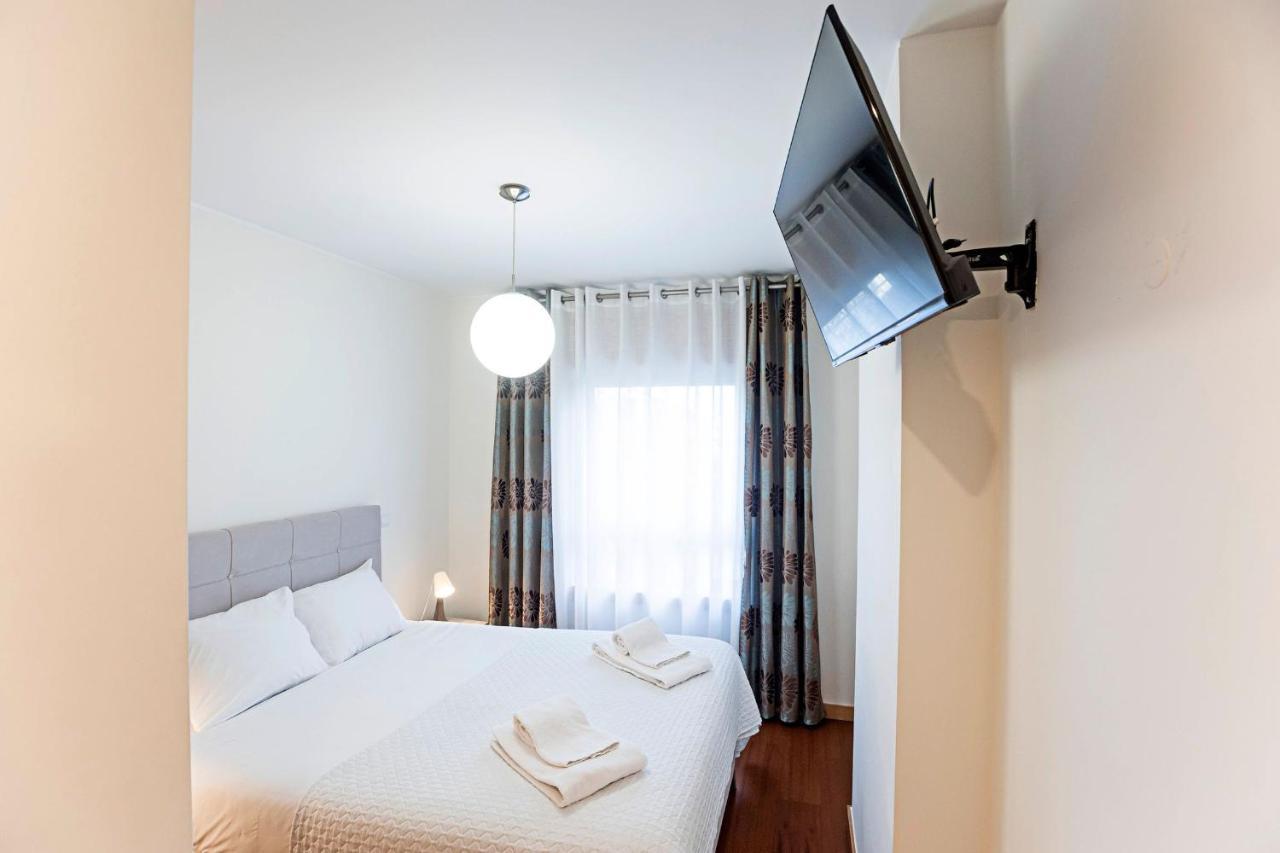 2Br Flat By Metro W/ Free Parking By Lovelystay Vila Nova de Gaia Extérieur photo