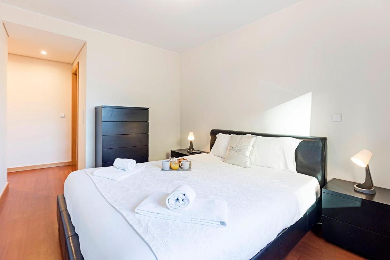 2Br Flat By Metro W/ Free Parking By Lovelystay Vila Nova de Gaia Extérieur photo