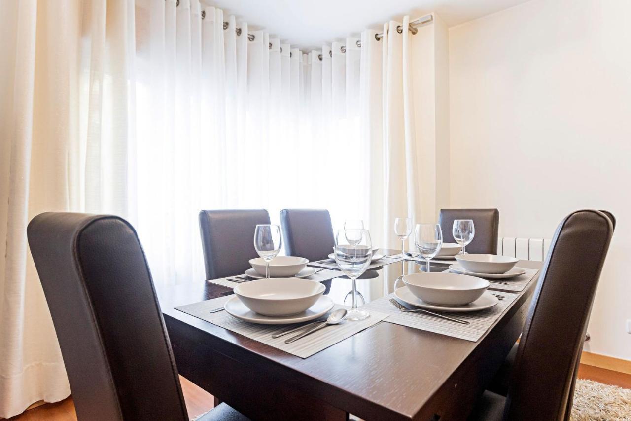 2Br Flat By Metro W/ Free Parking By Lovelystay Vila Nova de Gaia Extérieur photo