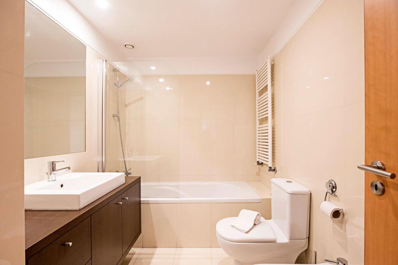 2Br Flat By Metro W/ Free Parking By Lovelystay Vila Nova de Gaia Extérieur photo